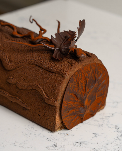 *STOCKS BAS* Bûche chocolat noir, caramel, thé du Labrador