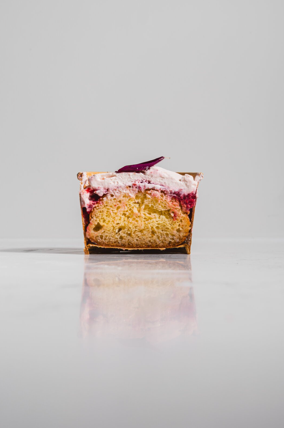 Baba, amaretto, framboise