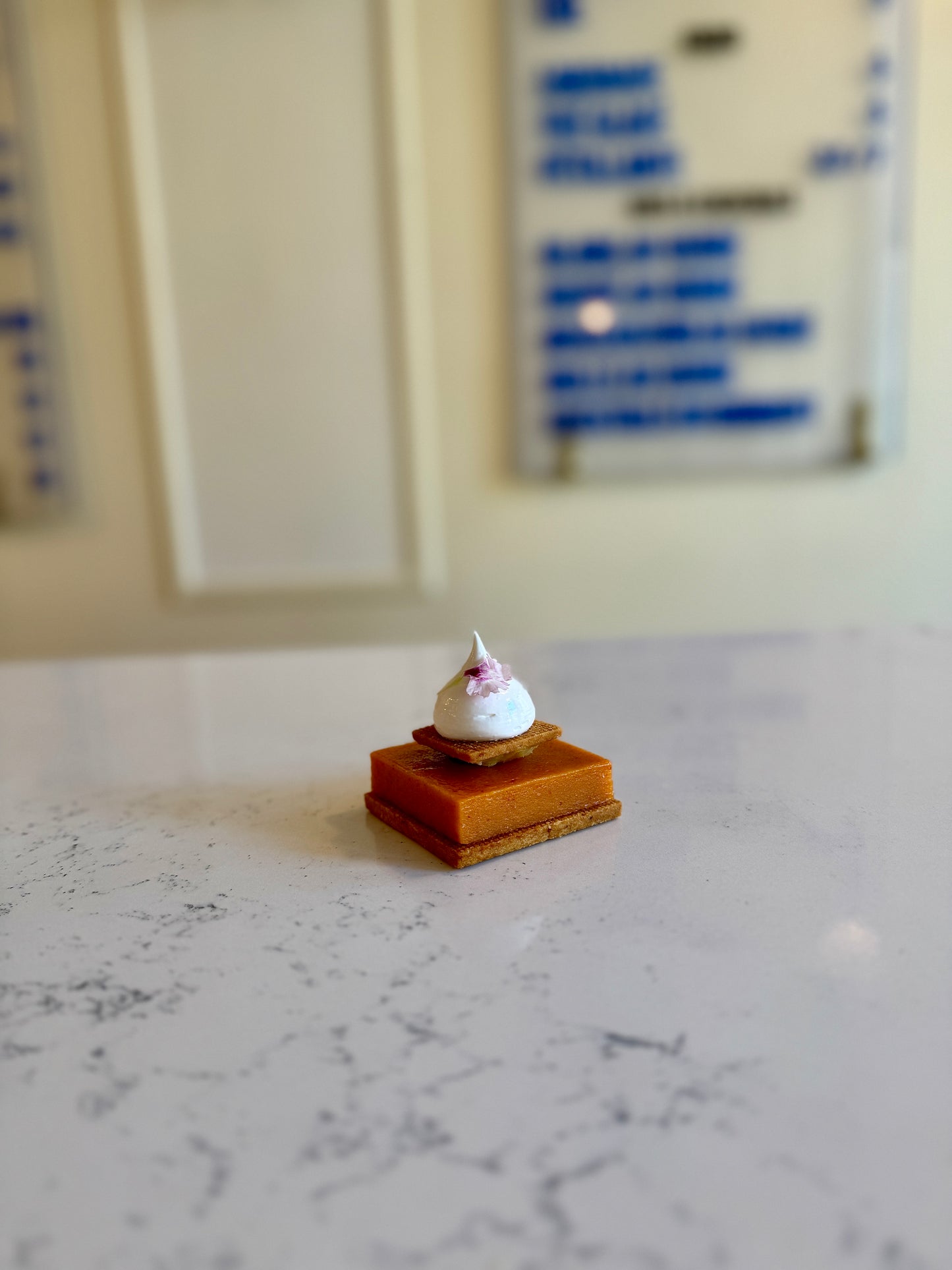 Tarte citron, piment goria, gingembre